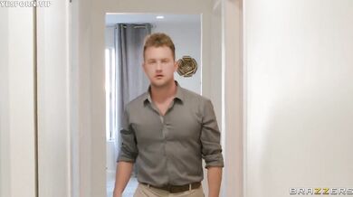 Smoking Hot Mirrors, And Threesomes!