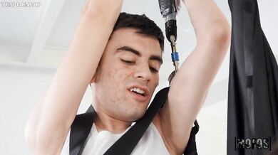 Sexy Office Worker Seduces Handyman Jordi!