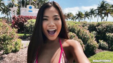 Anal In the Sun