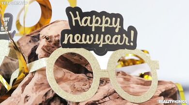 3, 2, 1, Assy New Year!
