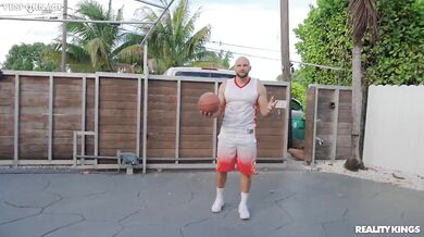 Ballin' For Pussy