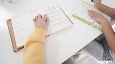 Fuck Me, I Hate Studying