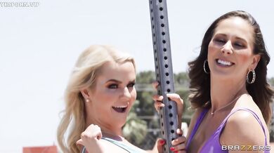 ZZ Hook-Ups: Cherie & Slimthick