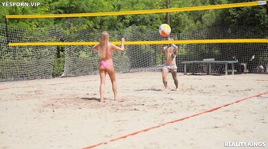 Bouncy Beach Balls