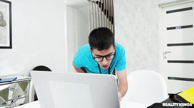Finding A MILF's Nudes