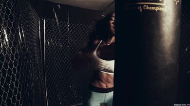 Make Em Sweat E711