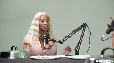 Dirty Dish: Kelsi Monroe