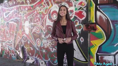 Public Agent – Vanessa Alessia – Hot Brunette Bounces on Big Cock
