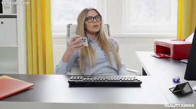 Receptionists Like It Rough - Realitykings