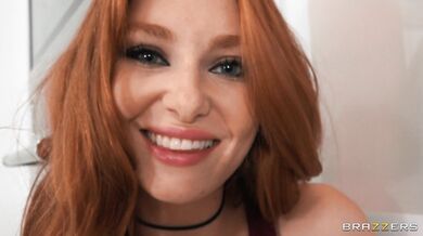 Lacy Lennon - Smoke Dick Tector