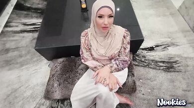 My Shopaholic Hot Wife