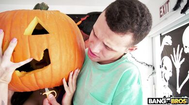 Swalloween Treat
