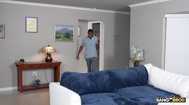 It Smells Like Pussy In Here