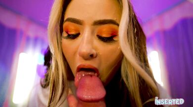 Mandii's Pussy Has The Grip