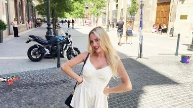 Surrounded by two men, 28-year-old Maya is happier than ever!